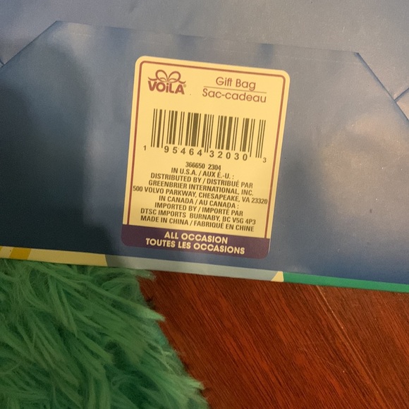 3 birthday gift bags/ happy birthday tissue paper - Picture 6 of 15